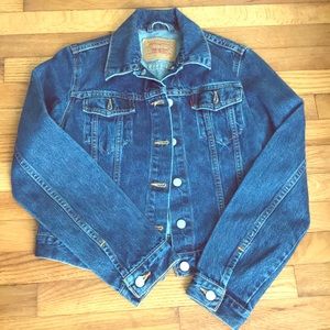Levi’s denim jacket dark blue jean